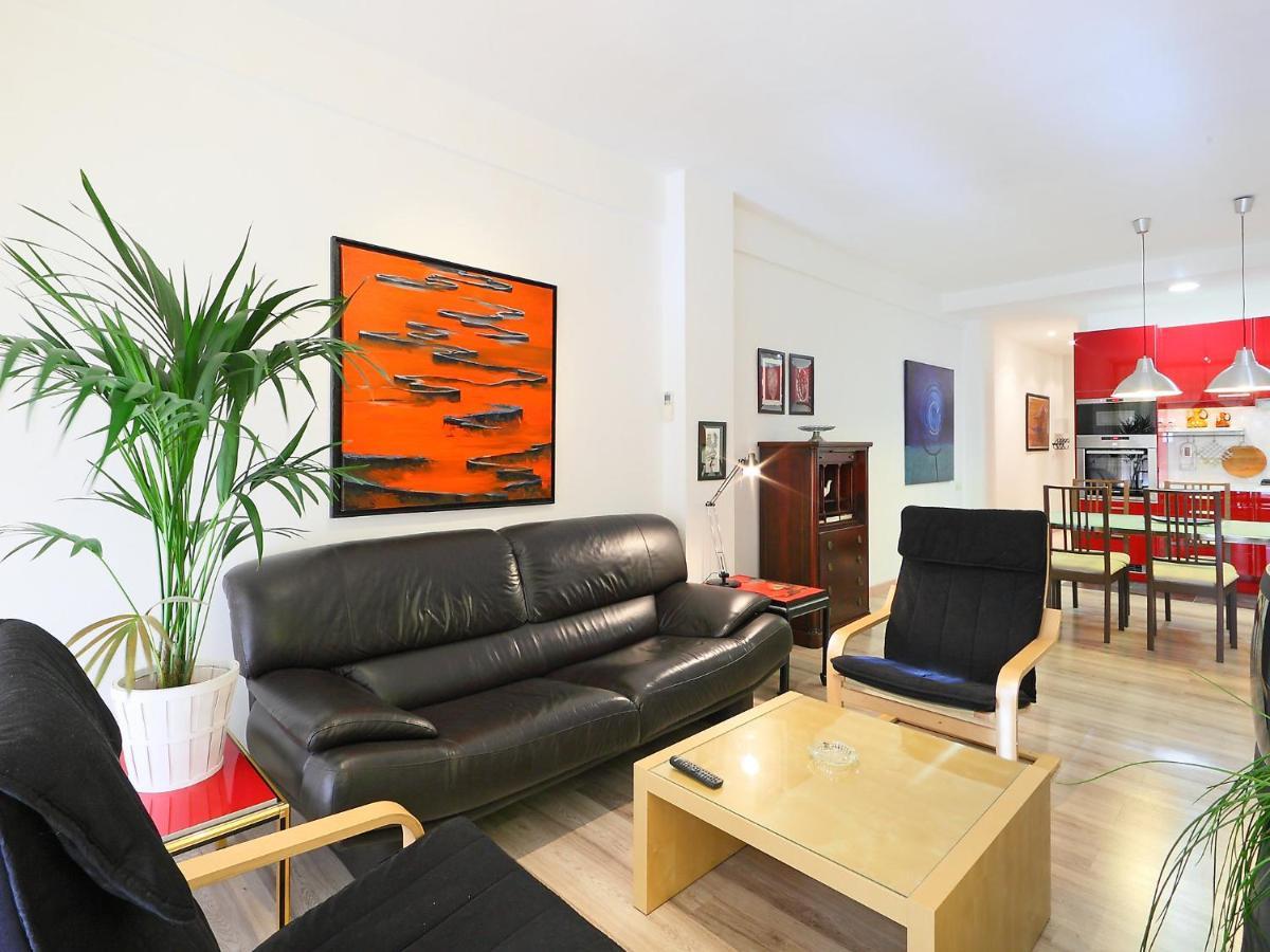 Apartment Eixample Dret Independencia Valenci By Interhome Barcellona Esterno foto